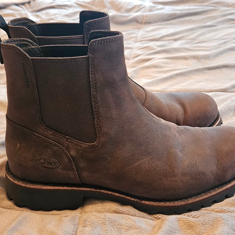 Chaco slip-on boots - weatherproof brown leather